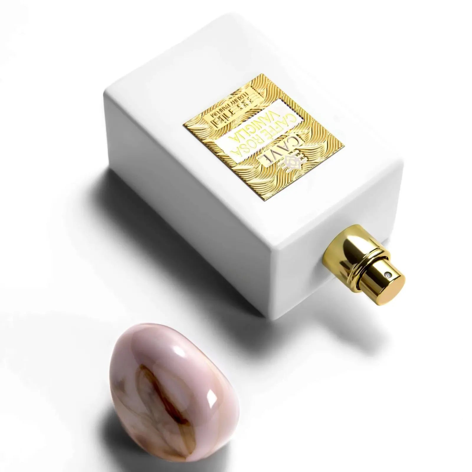 Dettaglio flacone Caffè Rosa Vaniglia atmosfera dolce e raffinata Cave