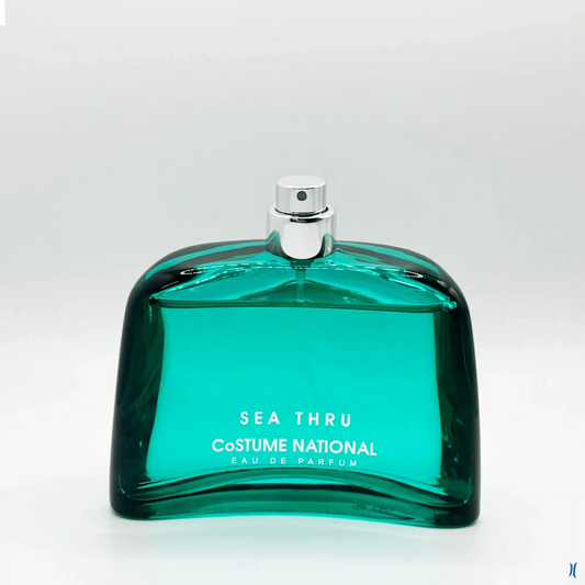 Flacone Sea Thru Costume National su sfondo bianco